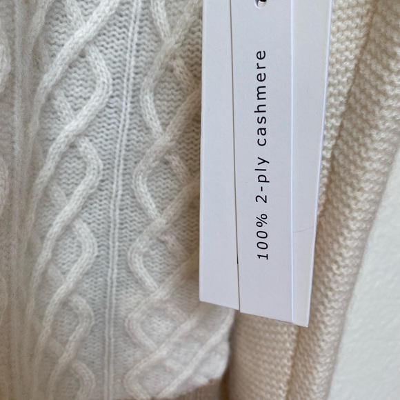 NWT RACHEL ZOE 100% 2-ply Cashmere
Textured Patchwork knit Cardigan
Large - Picture 6 of 8